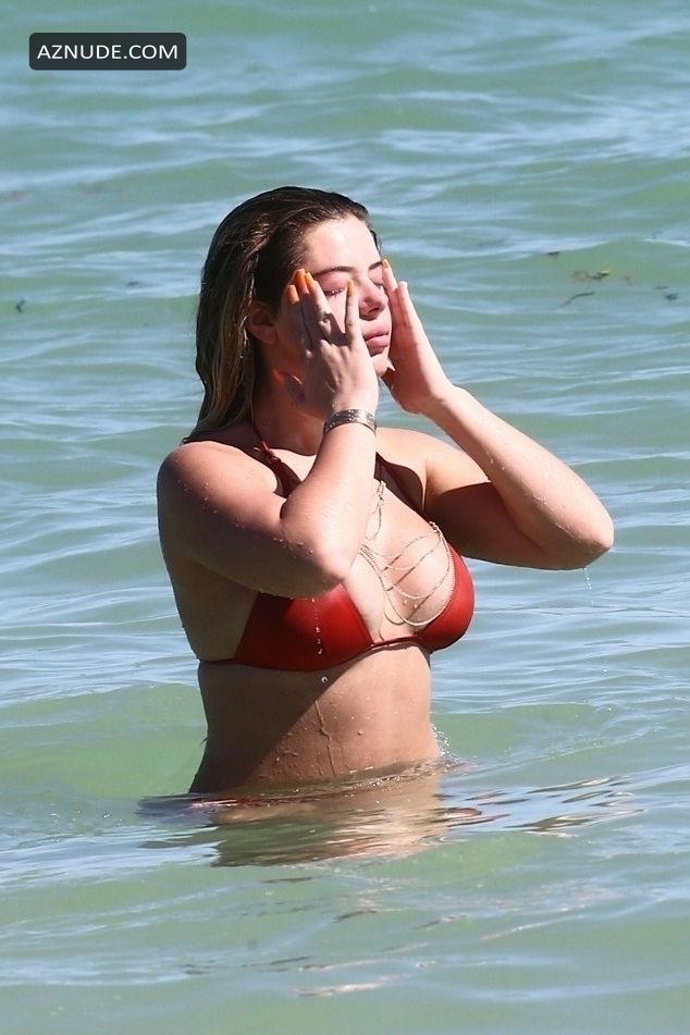 Brielle Biermann Sexy With Boyfriend Slade Osborne In Miami Beach In
