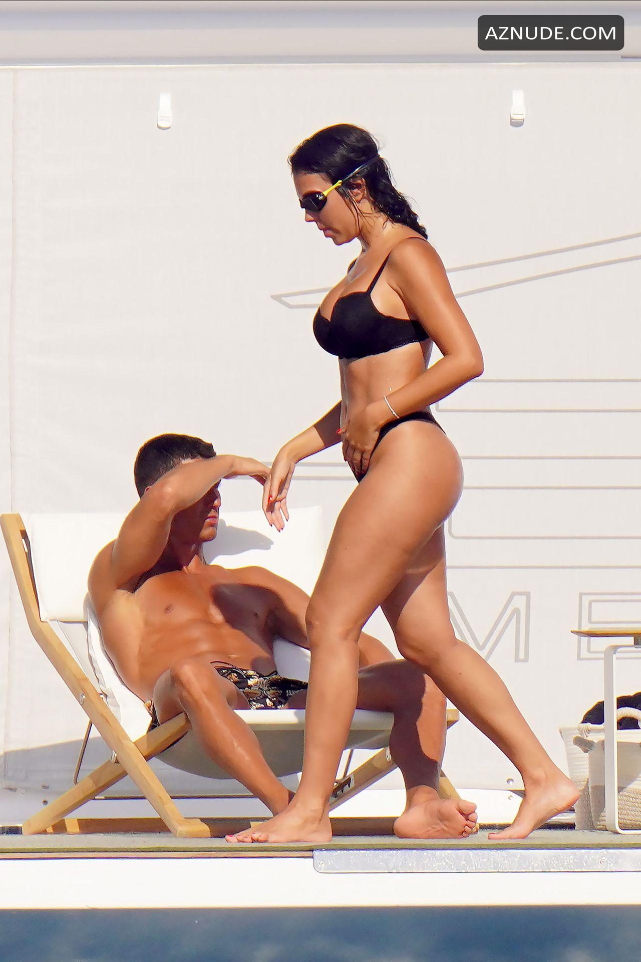 Georgina Rodriguez And Cristiano Ronaldo On A Yacht During Holidays In
