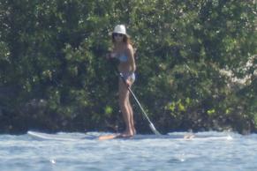 Bethenny FrankelSexy in Bethenny Frankel ends 2019 with a paddle board workout in Cancun
