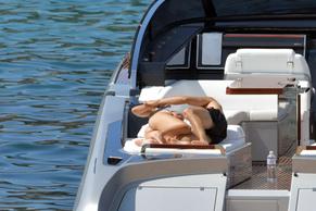 Charlotte SineSexy in Charlotte Sine relaxing with boyfriend Charles Leclerc on a luxury boat in Saint-Jean-Cap-Ferrat
