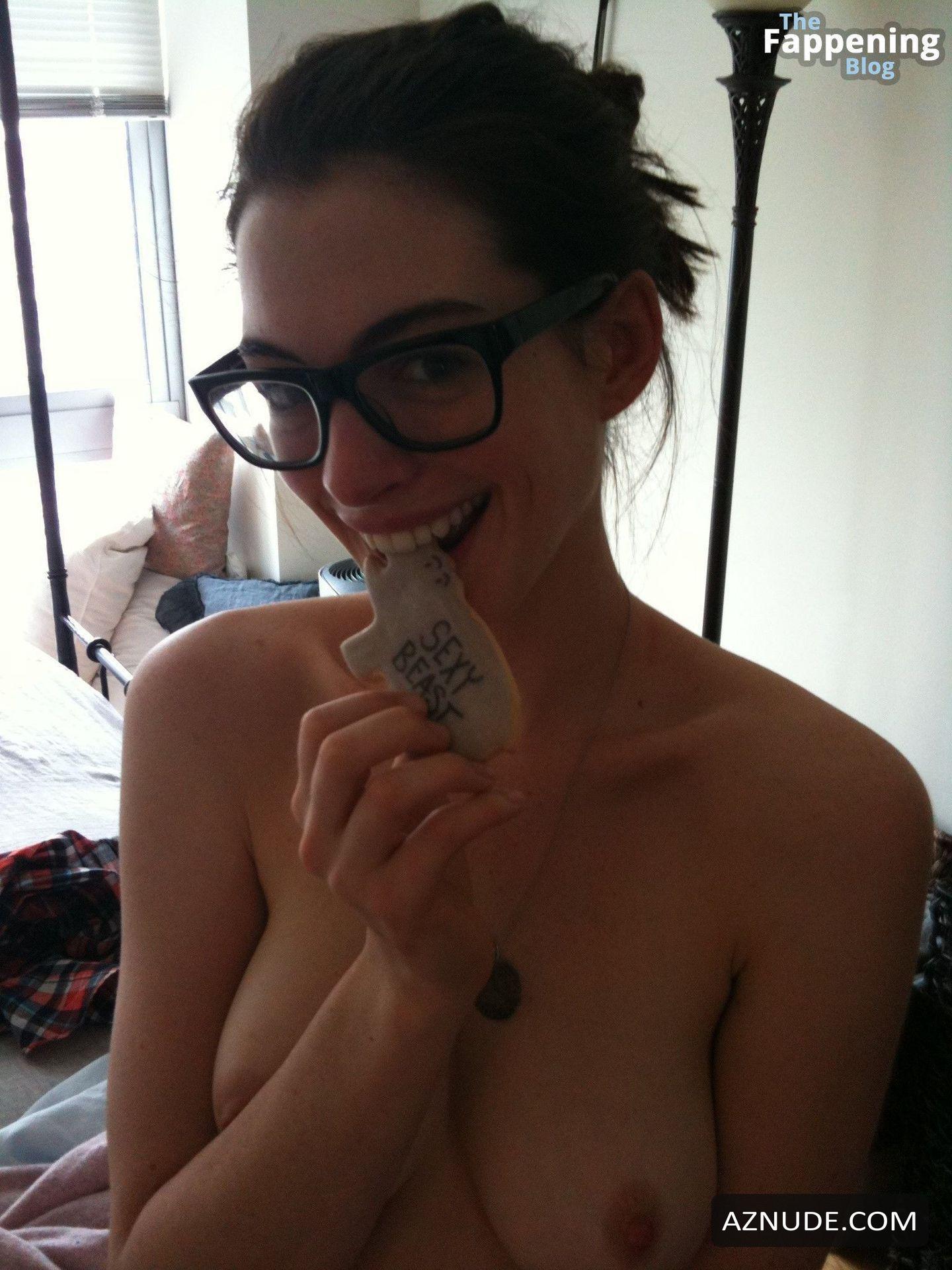 Anne hathaway leaked nudes