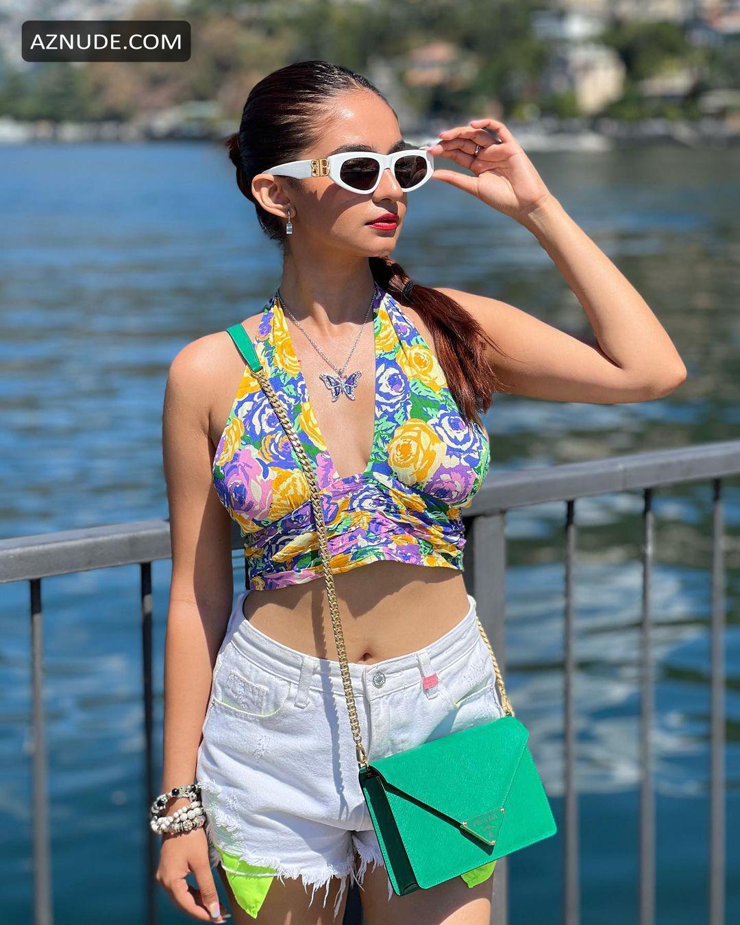 Anushka Sen Visits Famous Lake Of Como Looks Droolworthy In White 