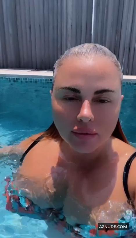 Anna Semenovich Showing Her Big Sexy Breasts While Swimming Aznude 