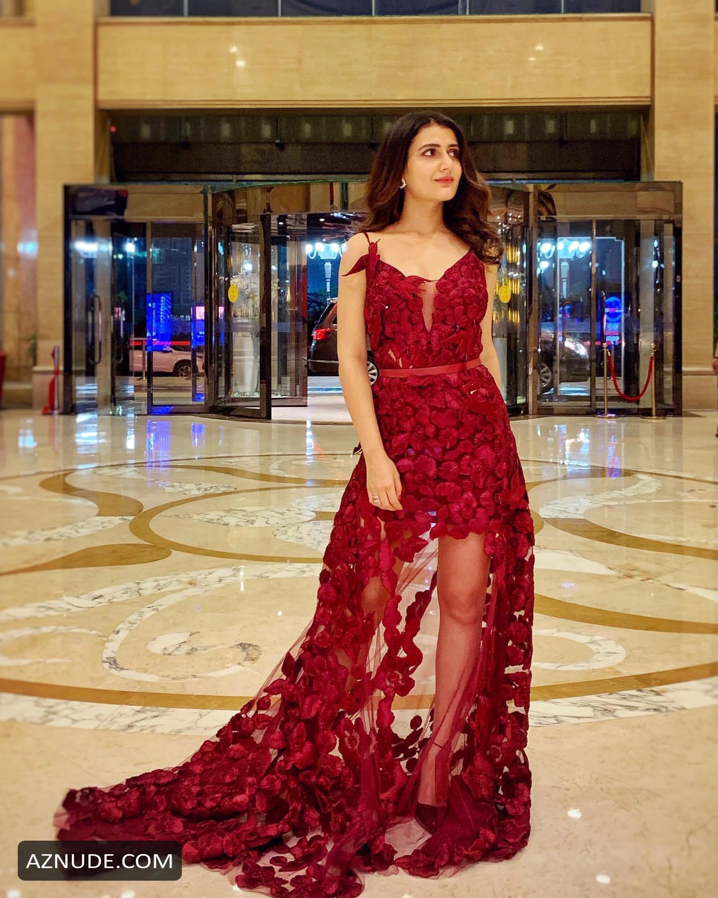 Fatima Sana Shaikh Hot Pics Collection April June 2019 Aznude