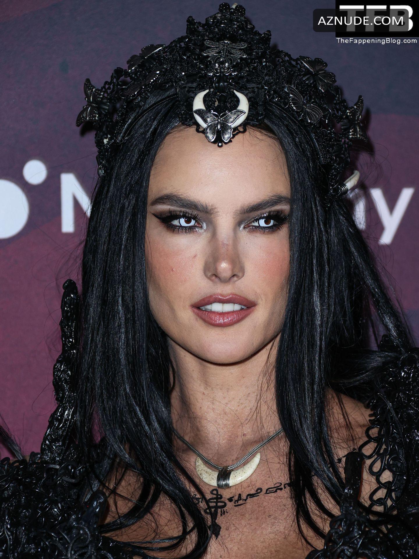 Alessandra Ambrosio Sexy Seen Showcasing Her Hot Tits And Legs At The Carnevil Halloween Party