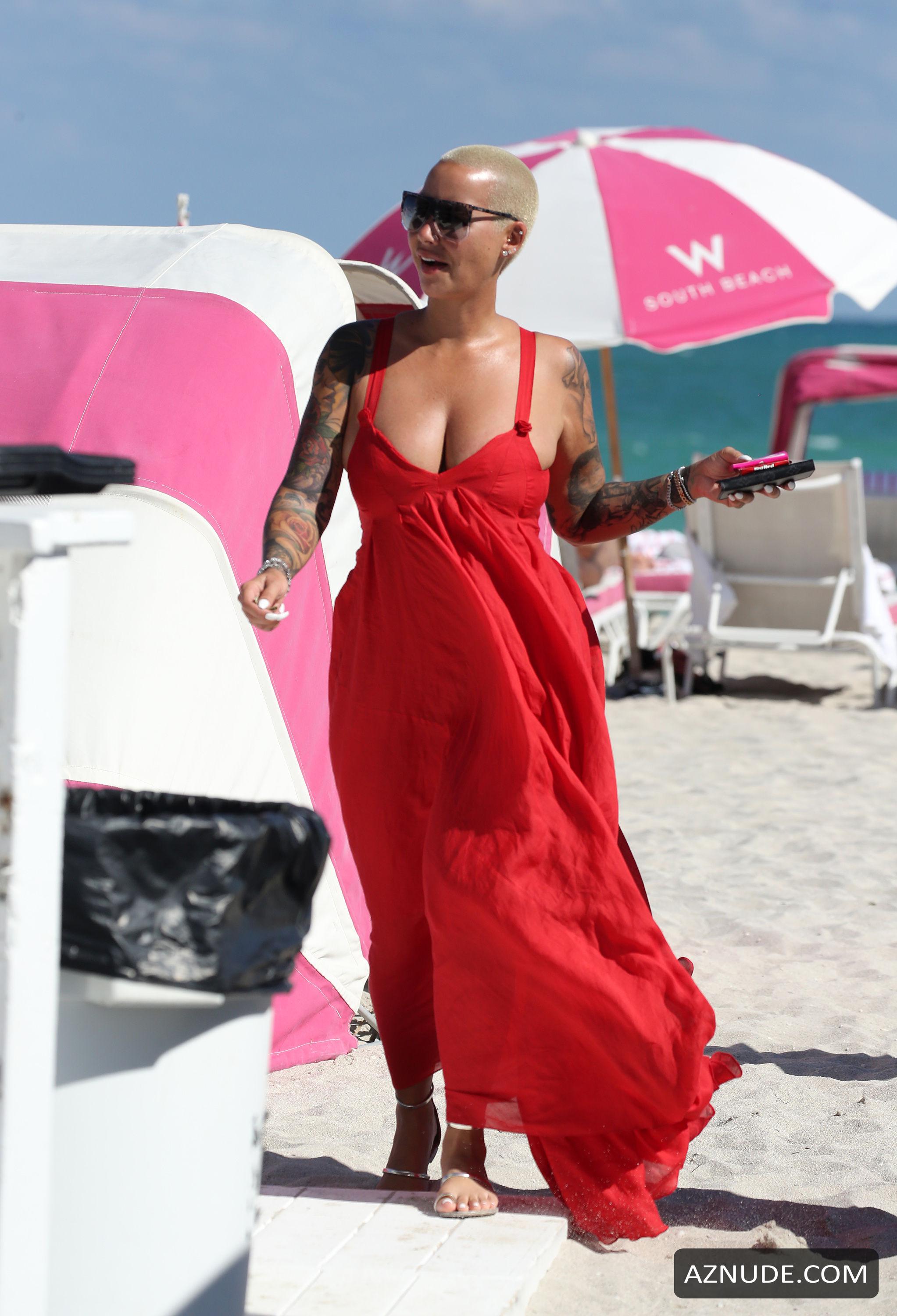 Sexy Photos Of Amber Rose