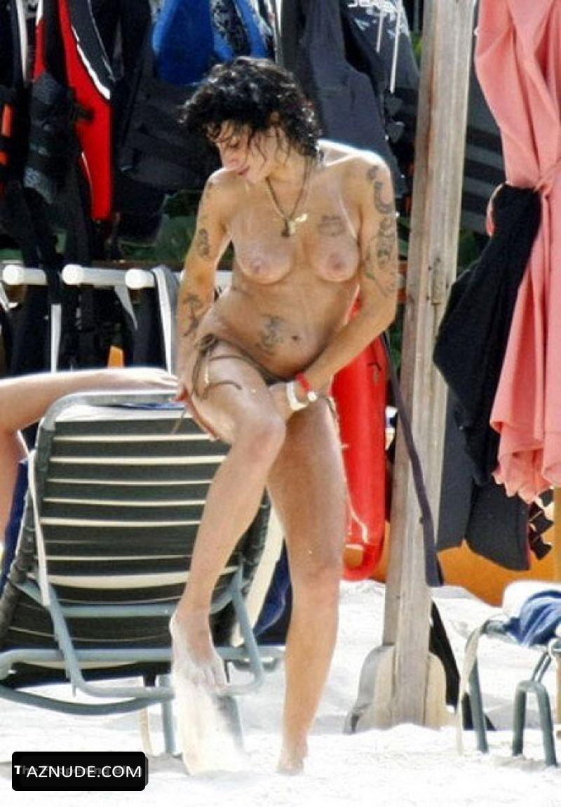 Amy Winehouse Sexy And Topless Photos Collection Aznude