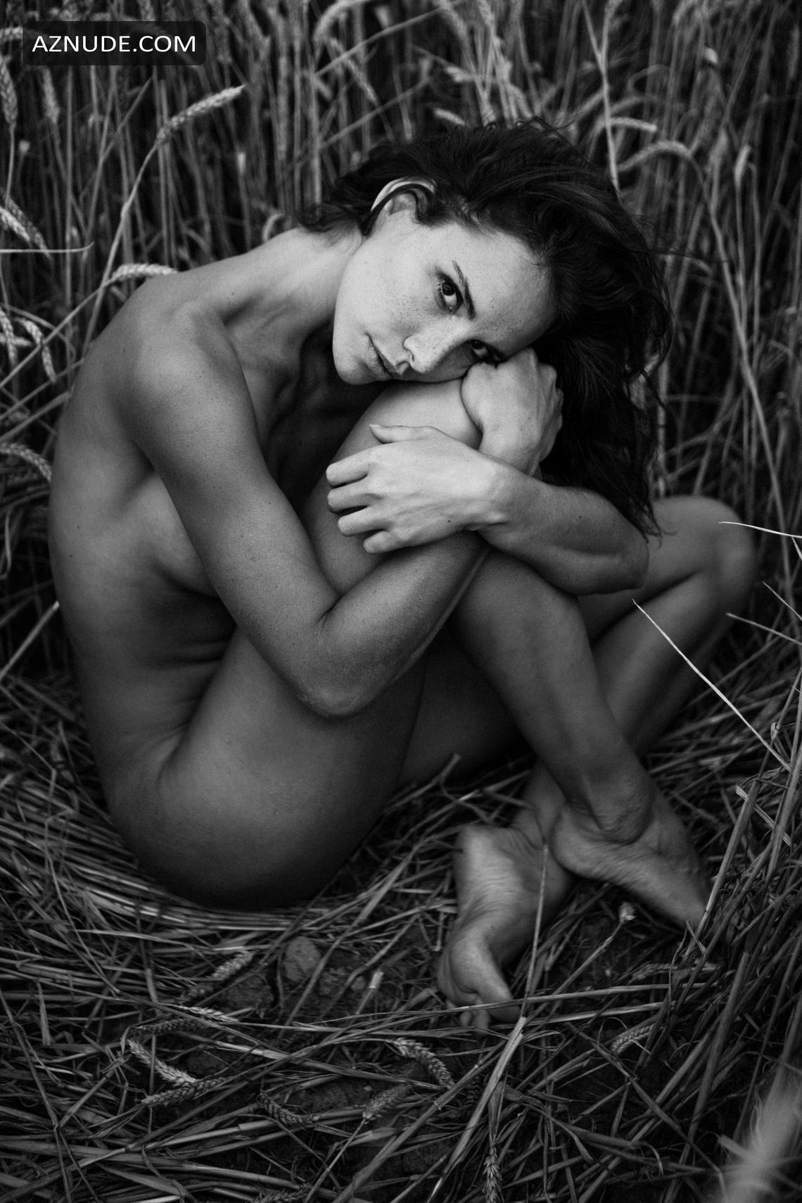 Andja Lorein Naked By Nicolas Larriere Aznude