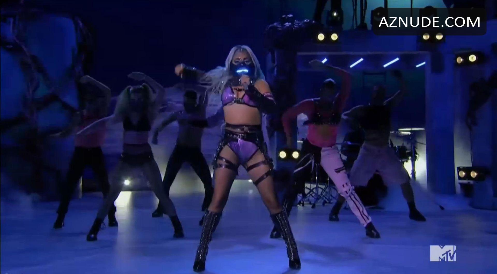 Ariana Grande And Lady Gaga Sexy Performance Of Rain On Me At The Mtv