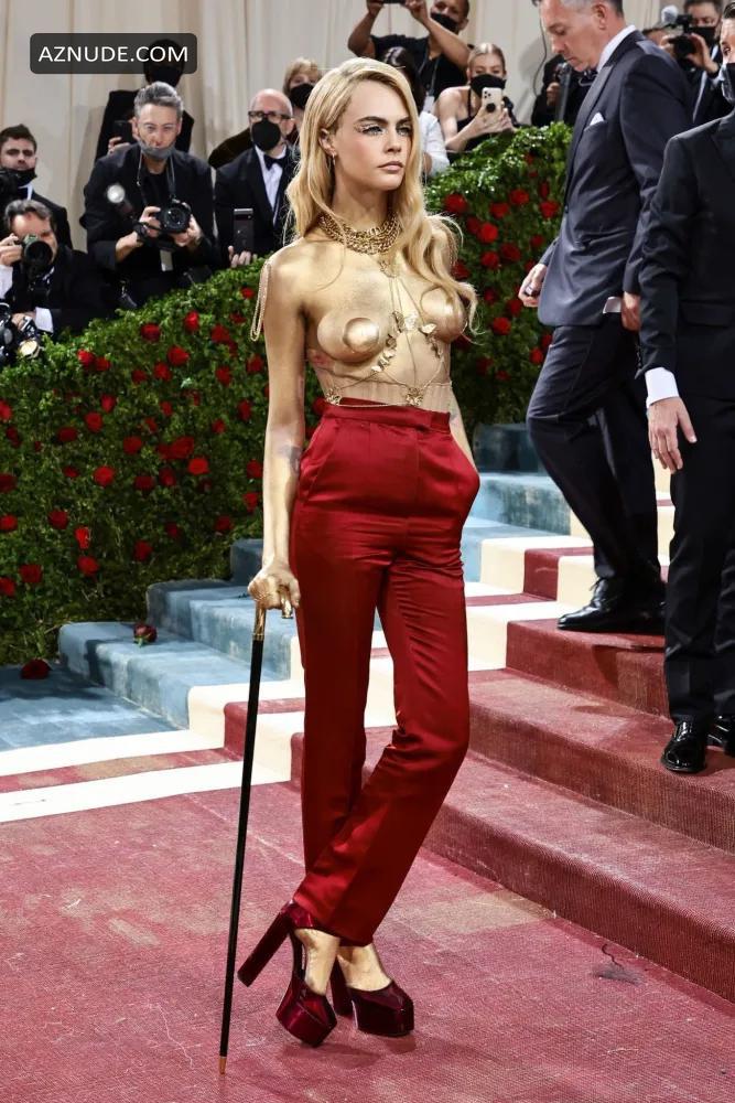 Cara Delevingne Expose Her Topless Boobs With Nipple Pasties As She Attends The Met Gala New