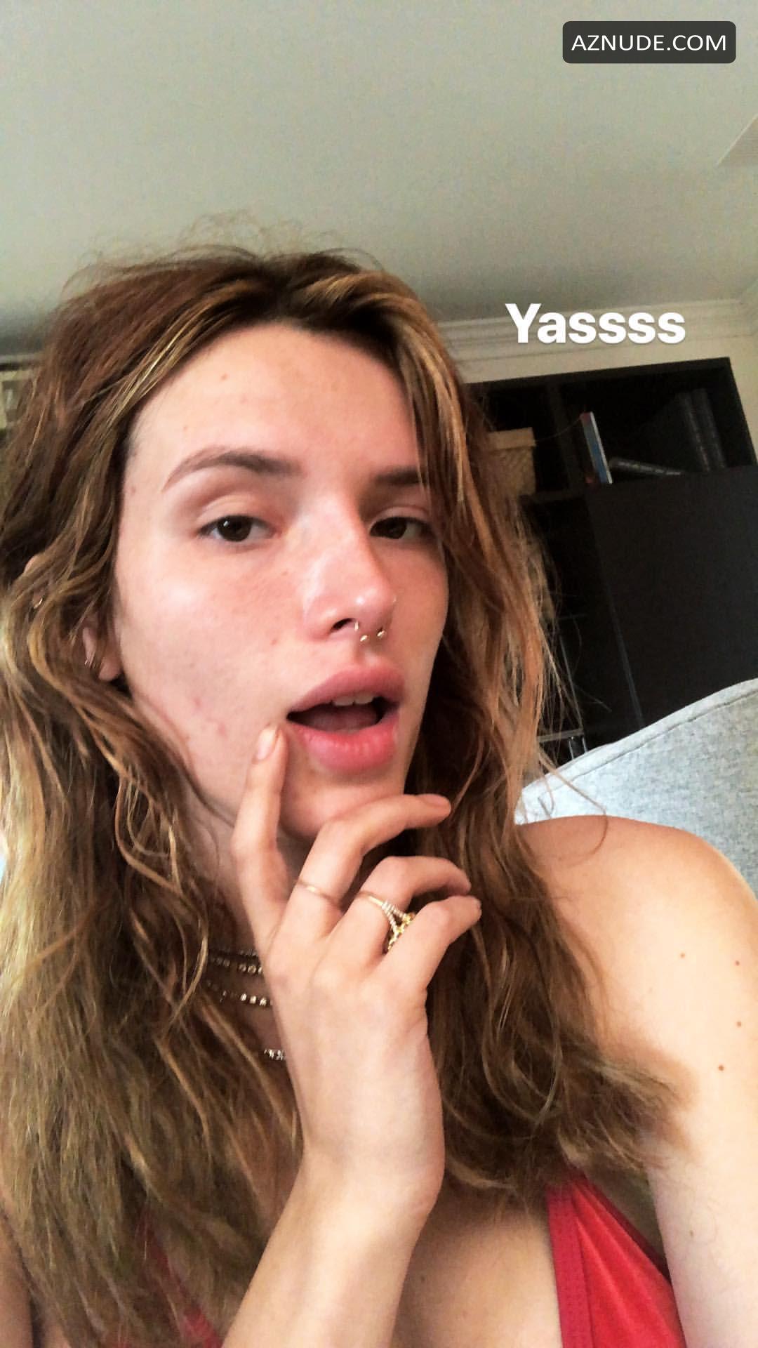 Bella Thorne Sexy On The Beach In South Carolina With Mod Sun Tana Mongeau And Irv Gotti 