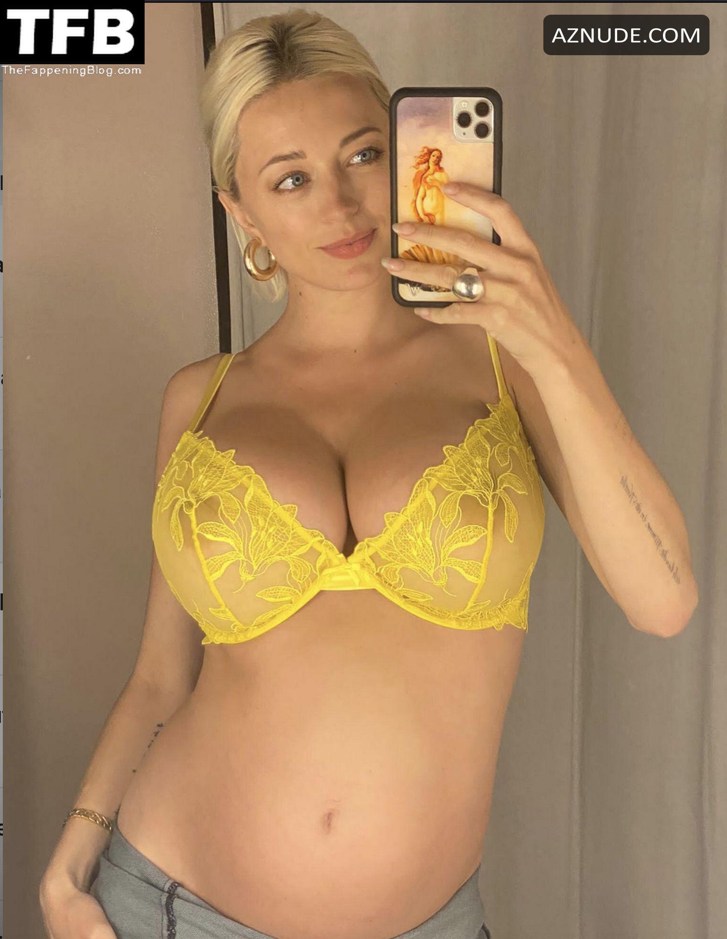 Caroline Vreeland Sexy Poses Showing Off Her Huge Pregnant Boobs In A Lace Bra In A Social Media 5669