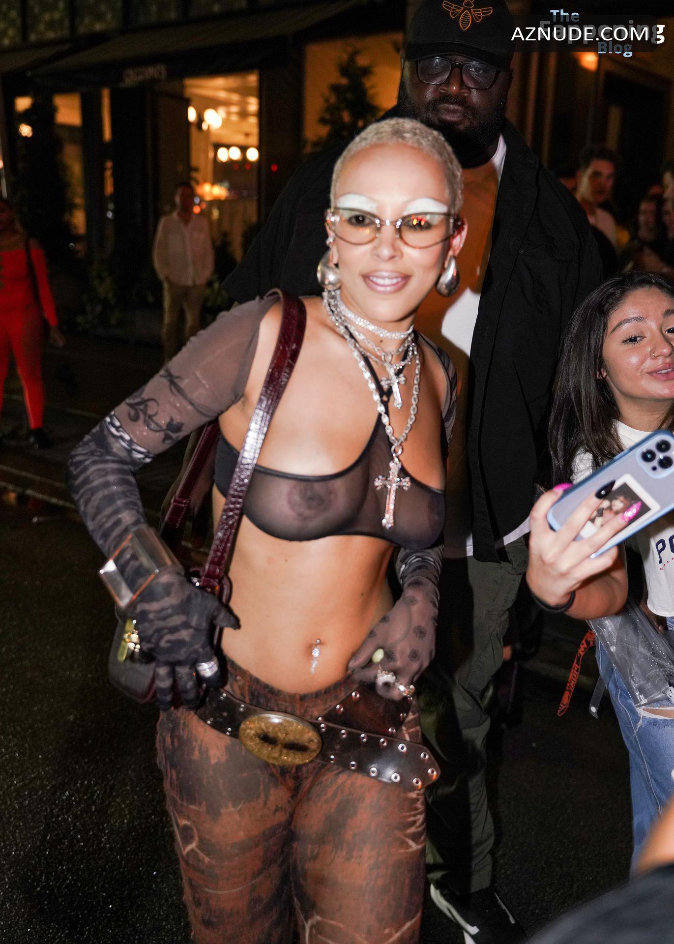 Doja Cat Flaunts Her Sexy Style At New York Fashion Week Aznude