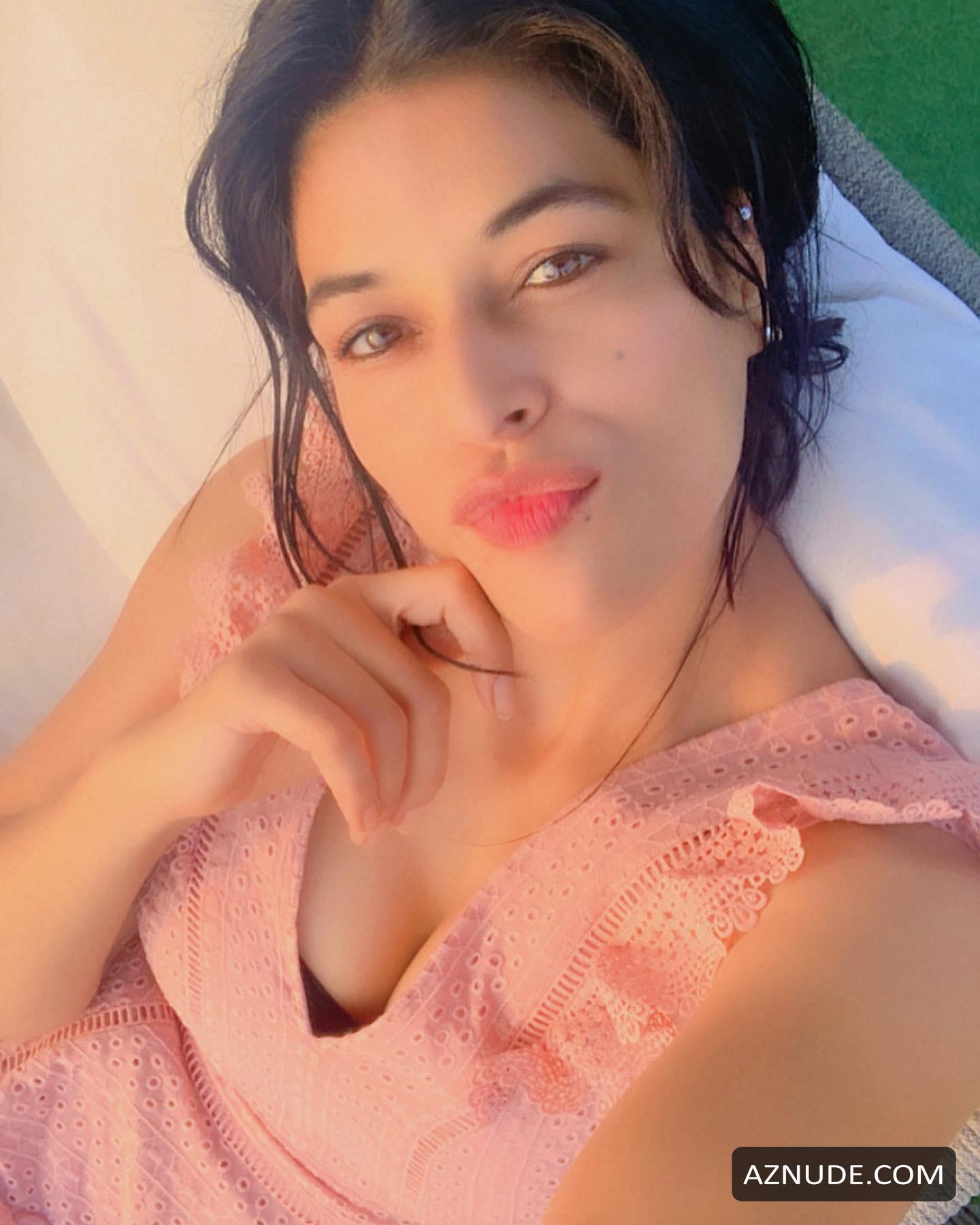 Sheeva Rana Hot Sexy Pics Collection April June 2022 - AZNude
