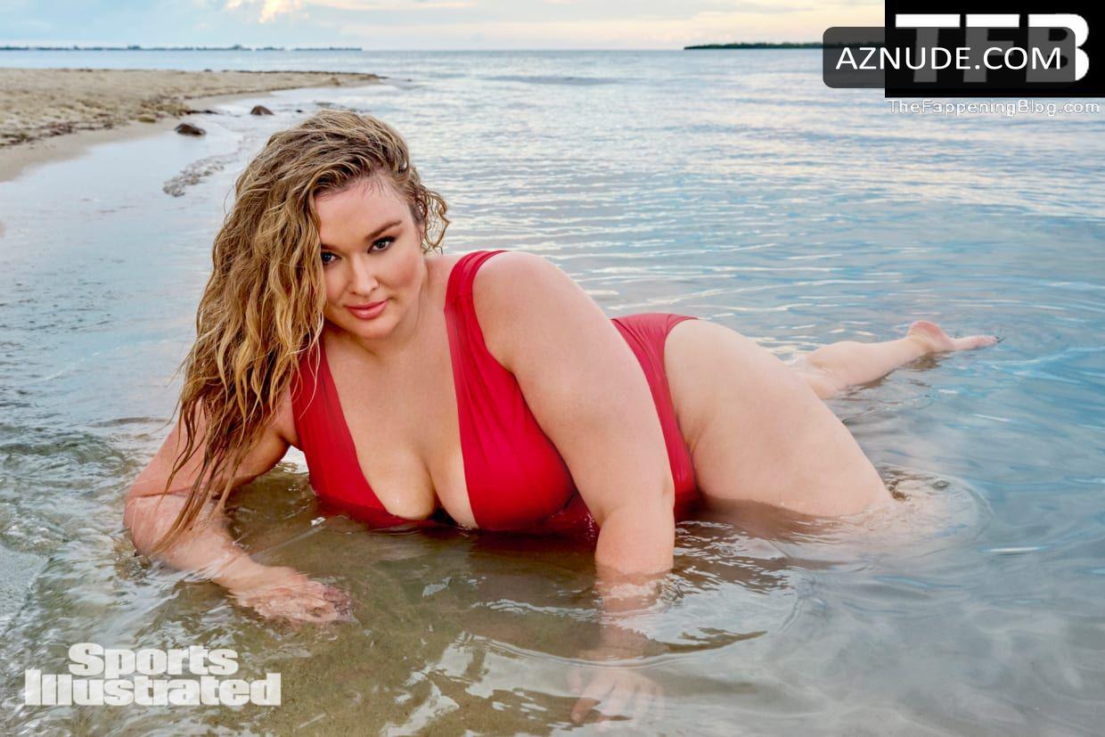 Hunter Mcgrady Sexy Poses Flaunting Her Hot Bikini Body In A Photoshoot For Sports Illustrated
