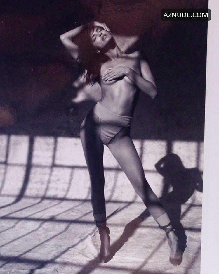 Irina Shayk Topless By Sante D Orazio For Cr Fashion Book