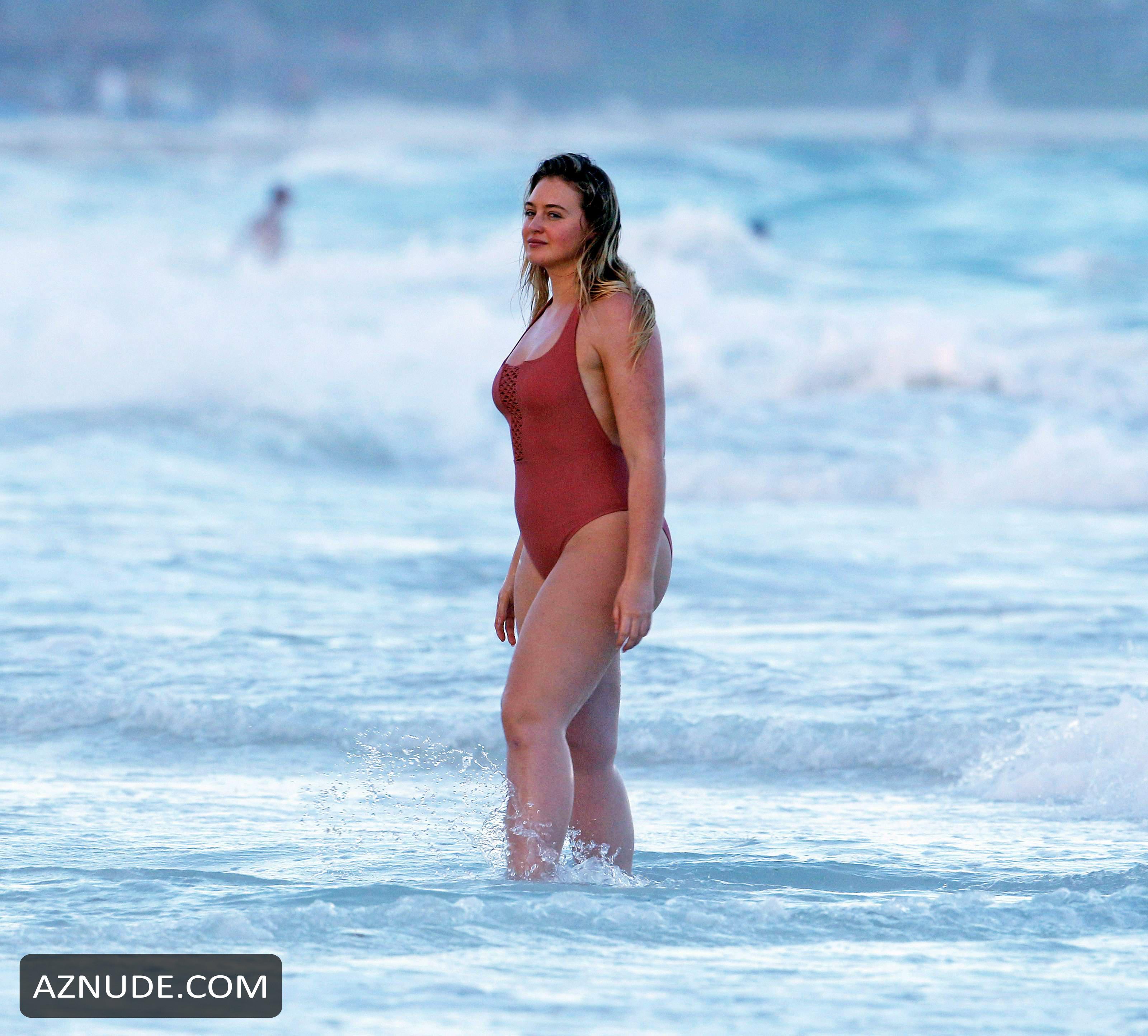 Iskra Lawrence Swimsuit