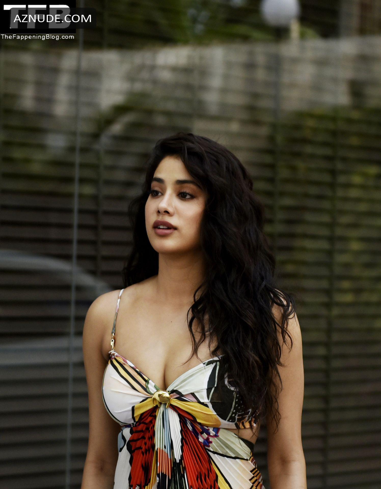 Janvi kapoor xxx photo