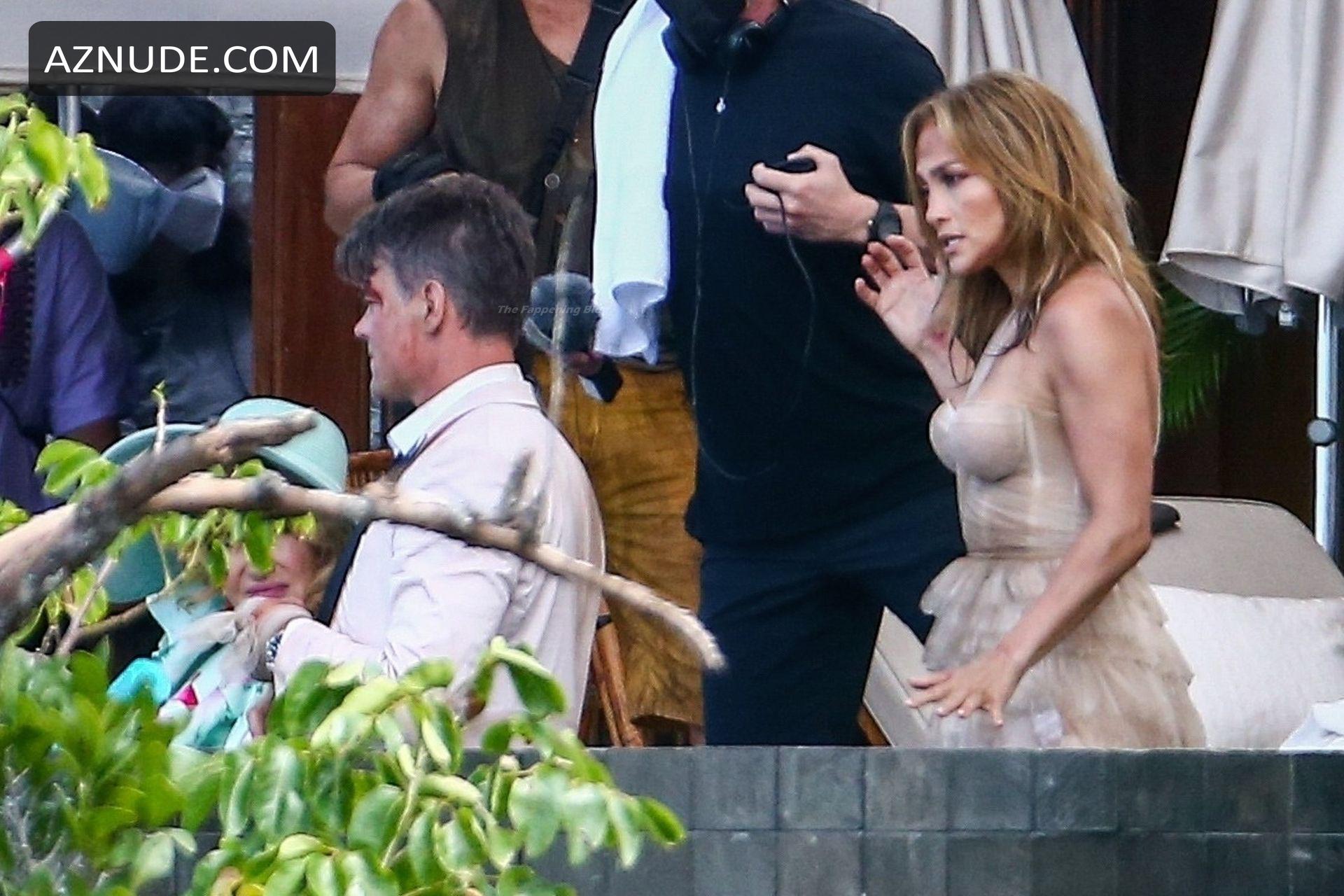 Jennifer Lopez Sexy Seen Filming Shotgun Wedding With Co Star Josh 