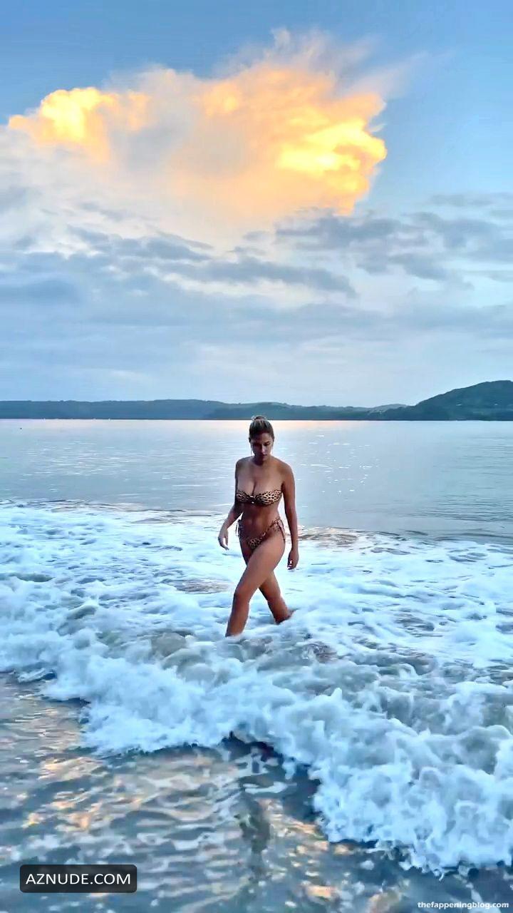 Kara Del Toro Sexy Seen In A Tiny Bikini On The Beach In A New Social Media Photoshoot Aznude 5869