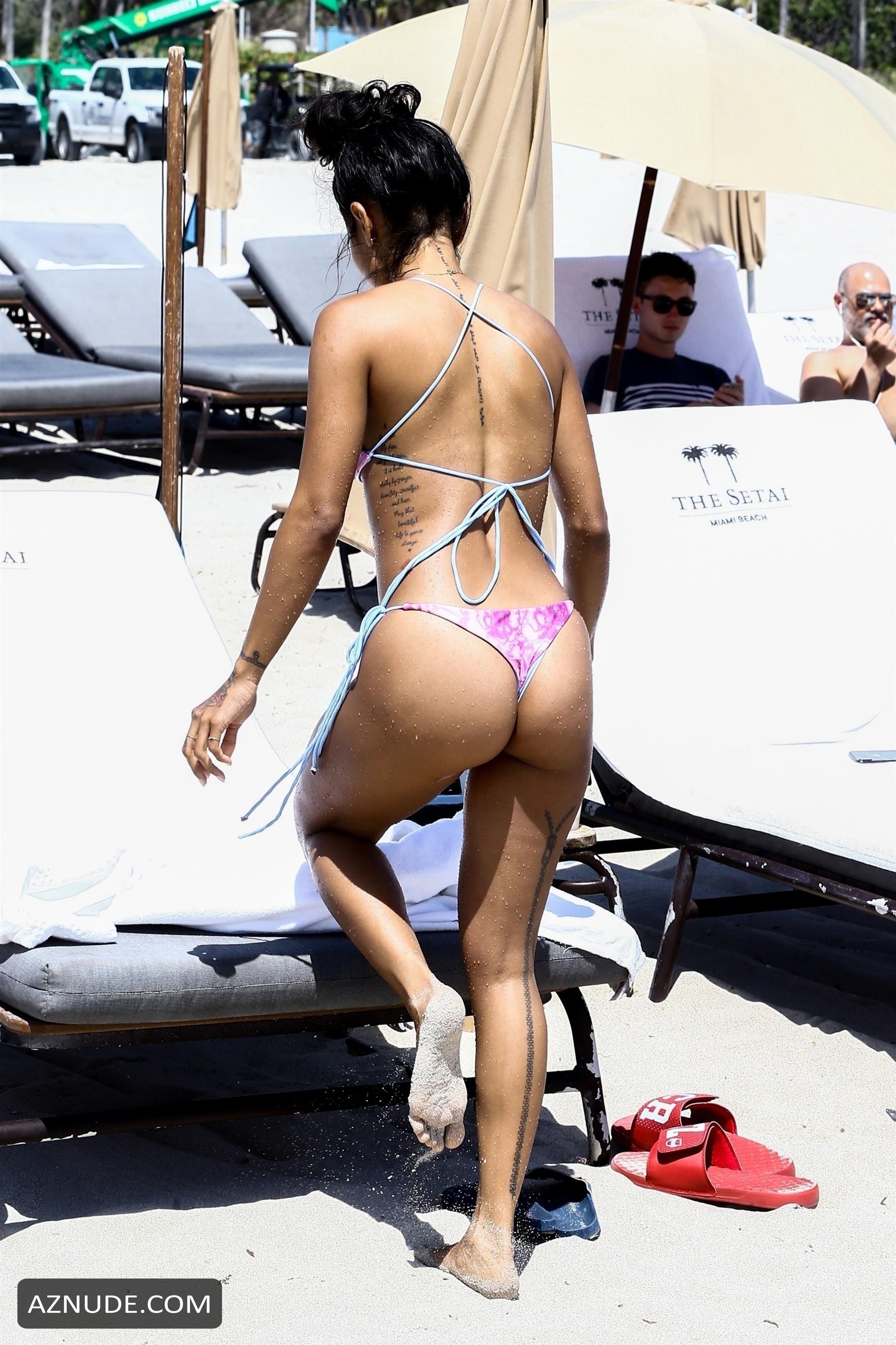 Karrueche Tran Sexy In A Skimpy Pink Bikini While Enjoying A Beach Day In Miami With Her Nfl