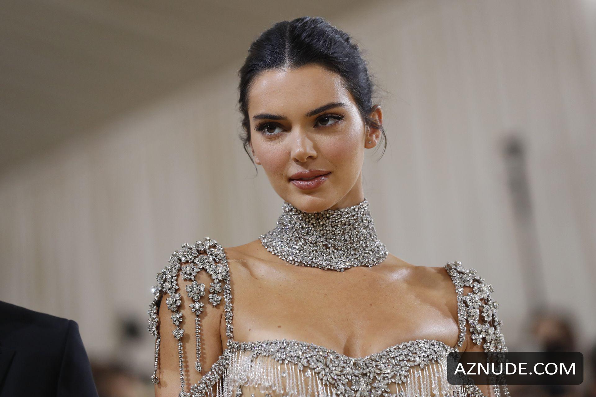 Kendall Jenner Sexy Poses In A Hot Naked Dress At The 2021 Met Gala In Nyc Aznude 