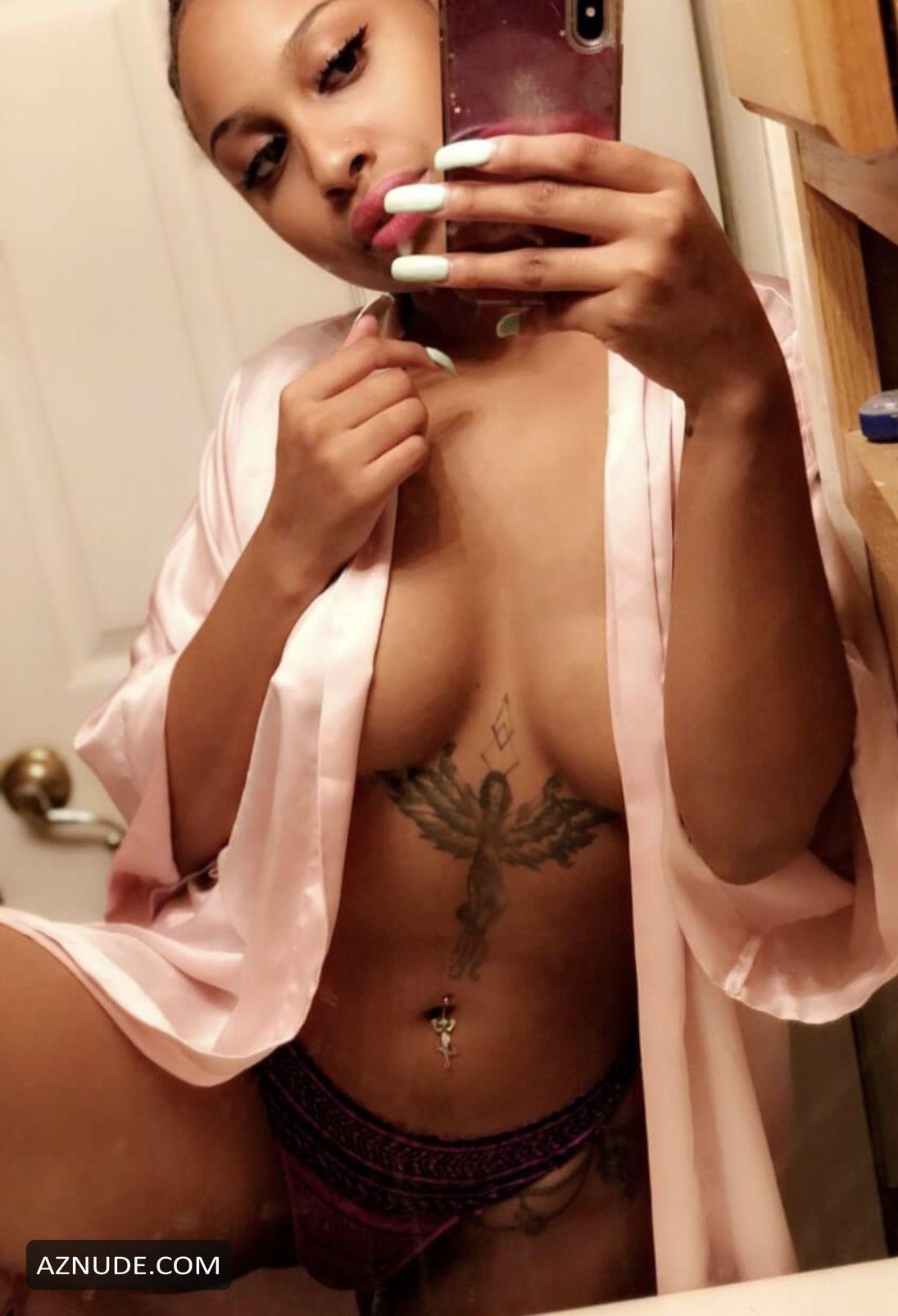Lalove the boss nude