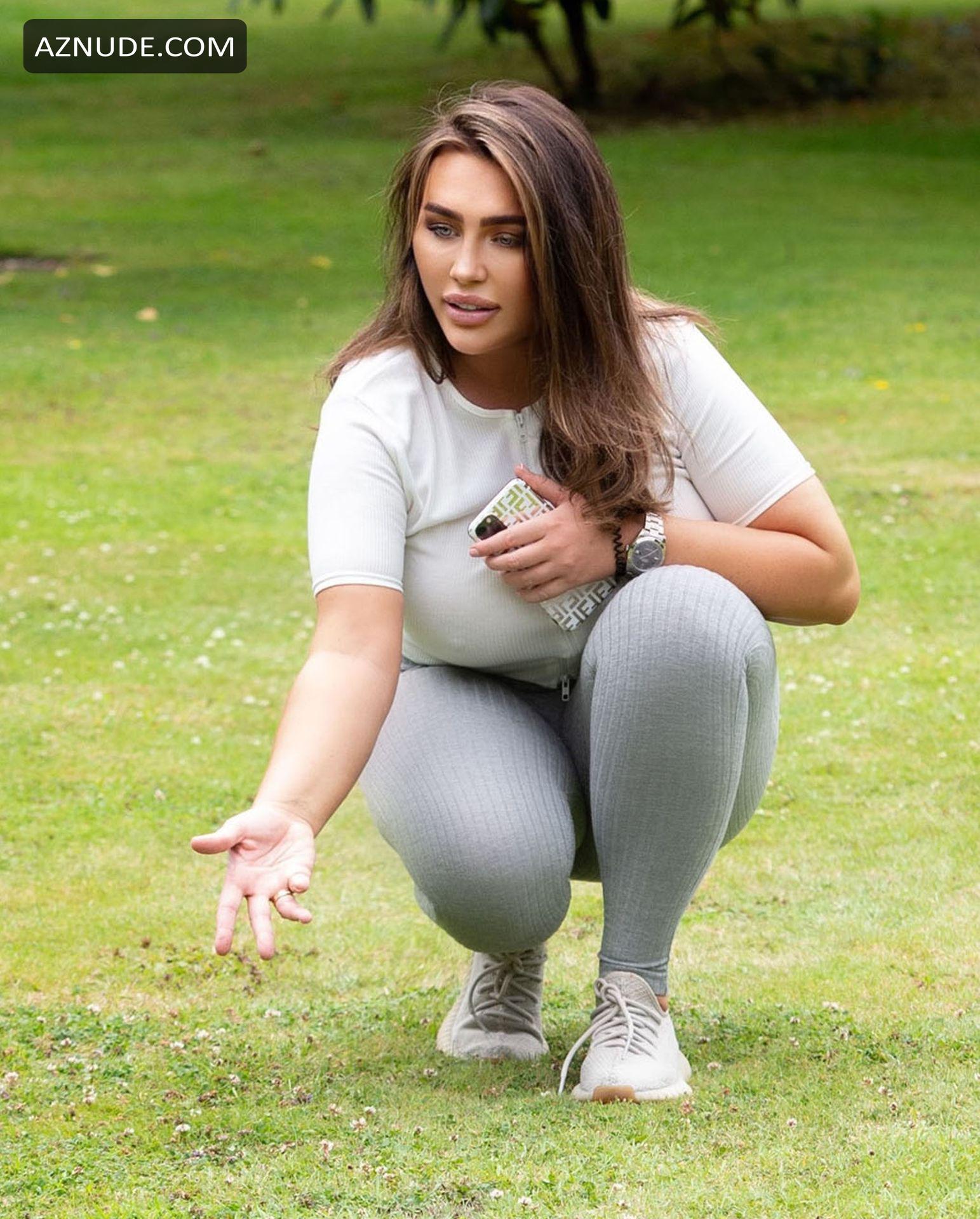 Lauren Goodger Seen Playing With A Dachshund In A Park In Essex Aznude