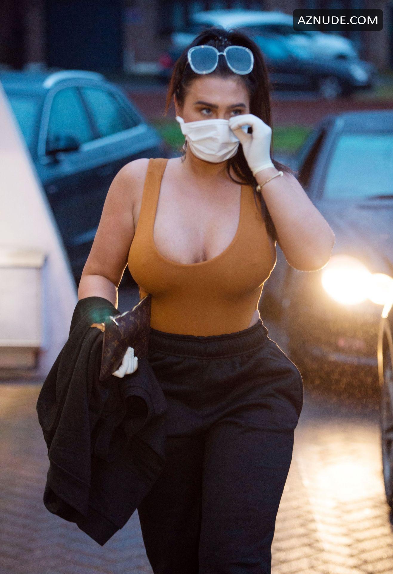 Lauren Goodger Leaving Dr Luk Athwal S Dental Clinic Last Night In Chigwell Aznude