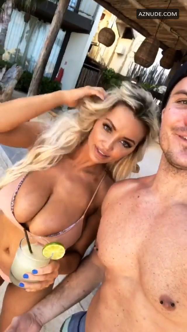 Pelas sex lindsey Lindsey Pelas