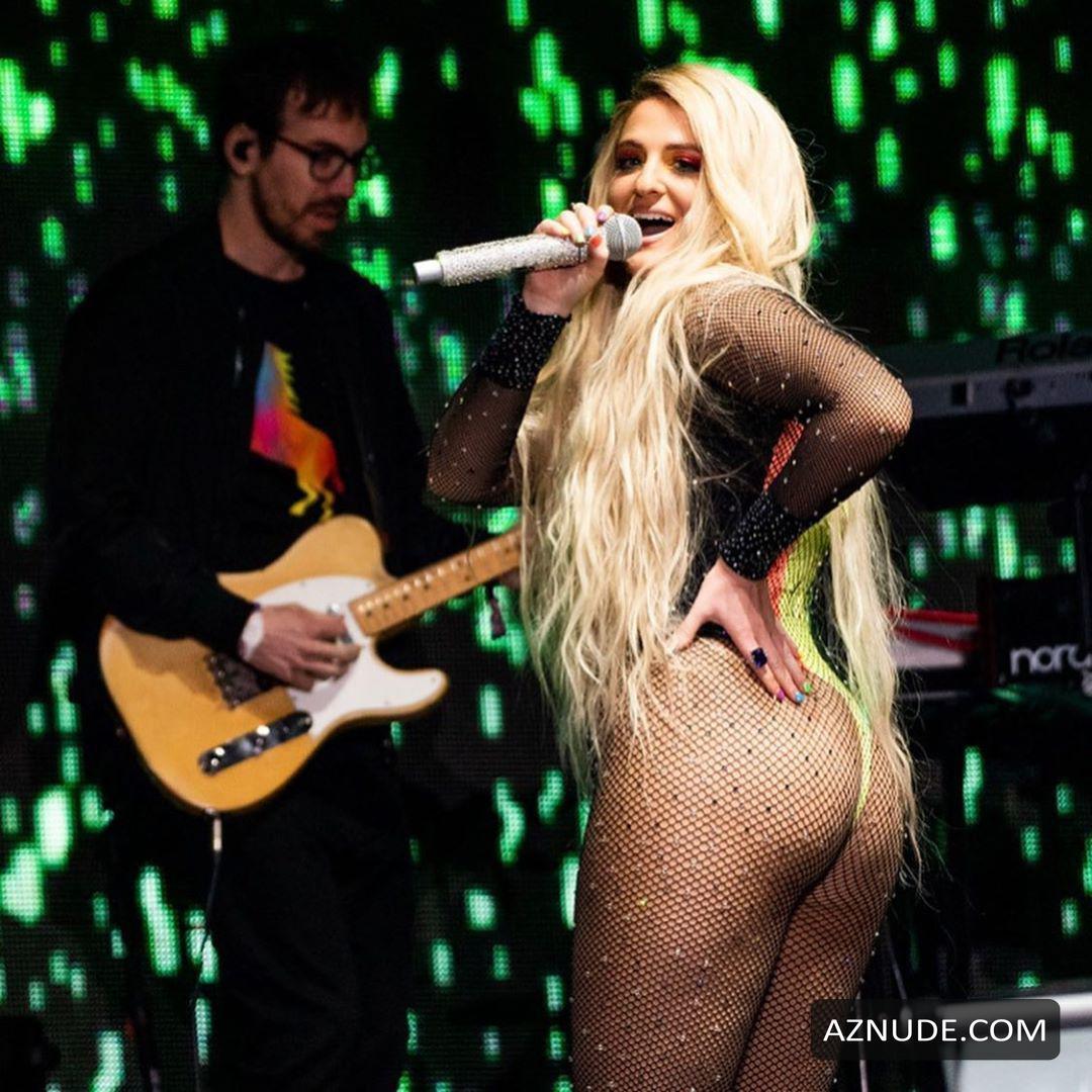 Meghan Trainor Sexy On Stage During Her Sexy Performance At La Pride 