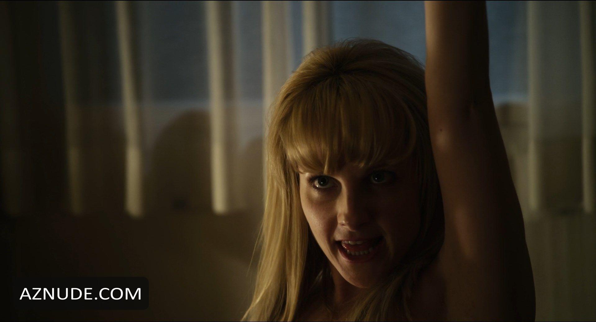 Melissa Rauch Sexy And Hot Photo Collection Aznude