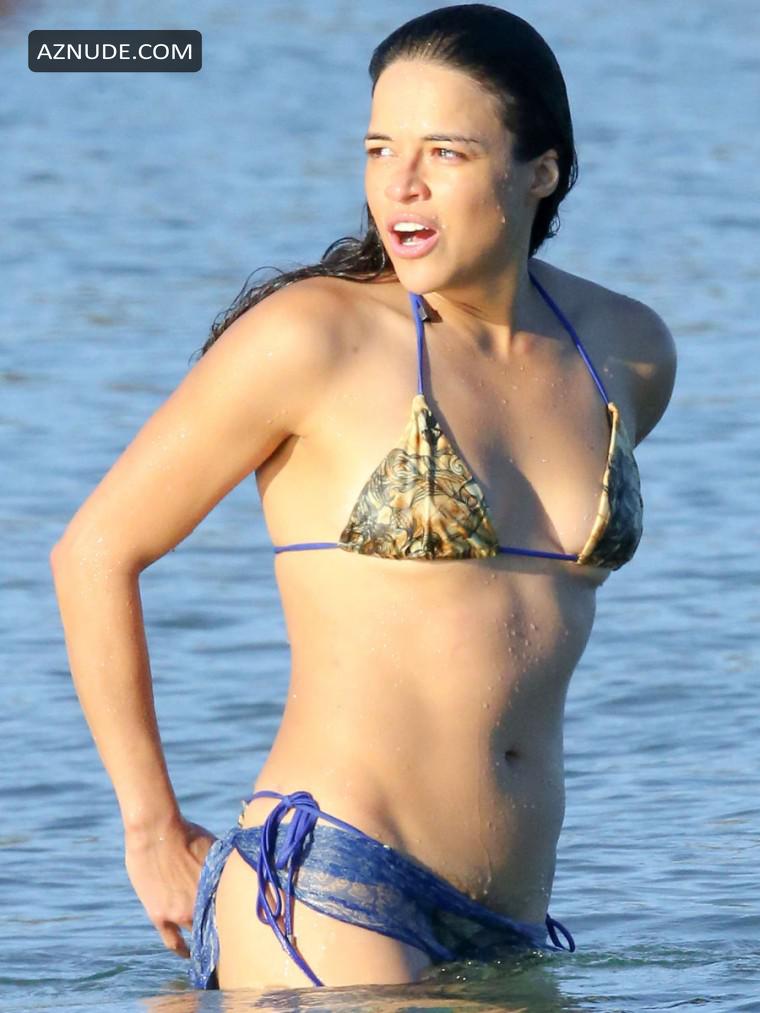 Michelle Rodriguez In A Bikini In Sardinia Aznude 2305