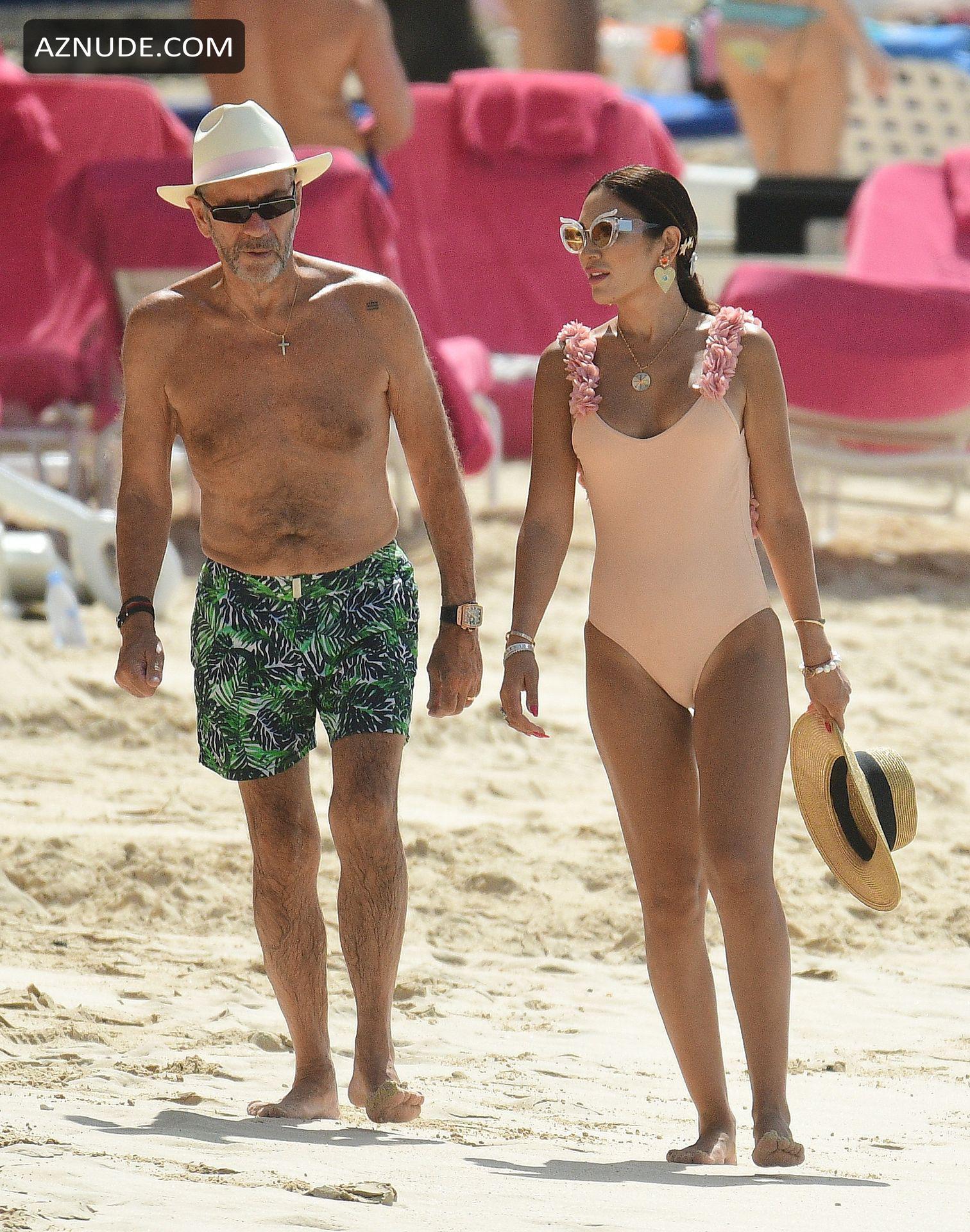 Duncan Bannatyne And Wife Nigora Are Spotted Christmas Day On The Beach In Barbados Enjoying The