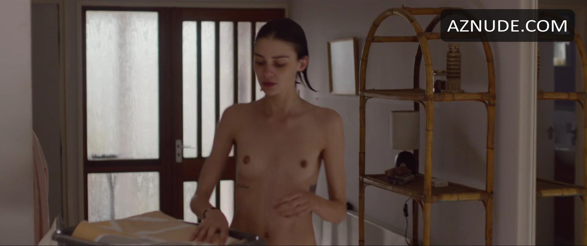 Naked sexy emma scene from Â˜traitors appleton