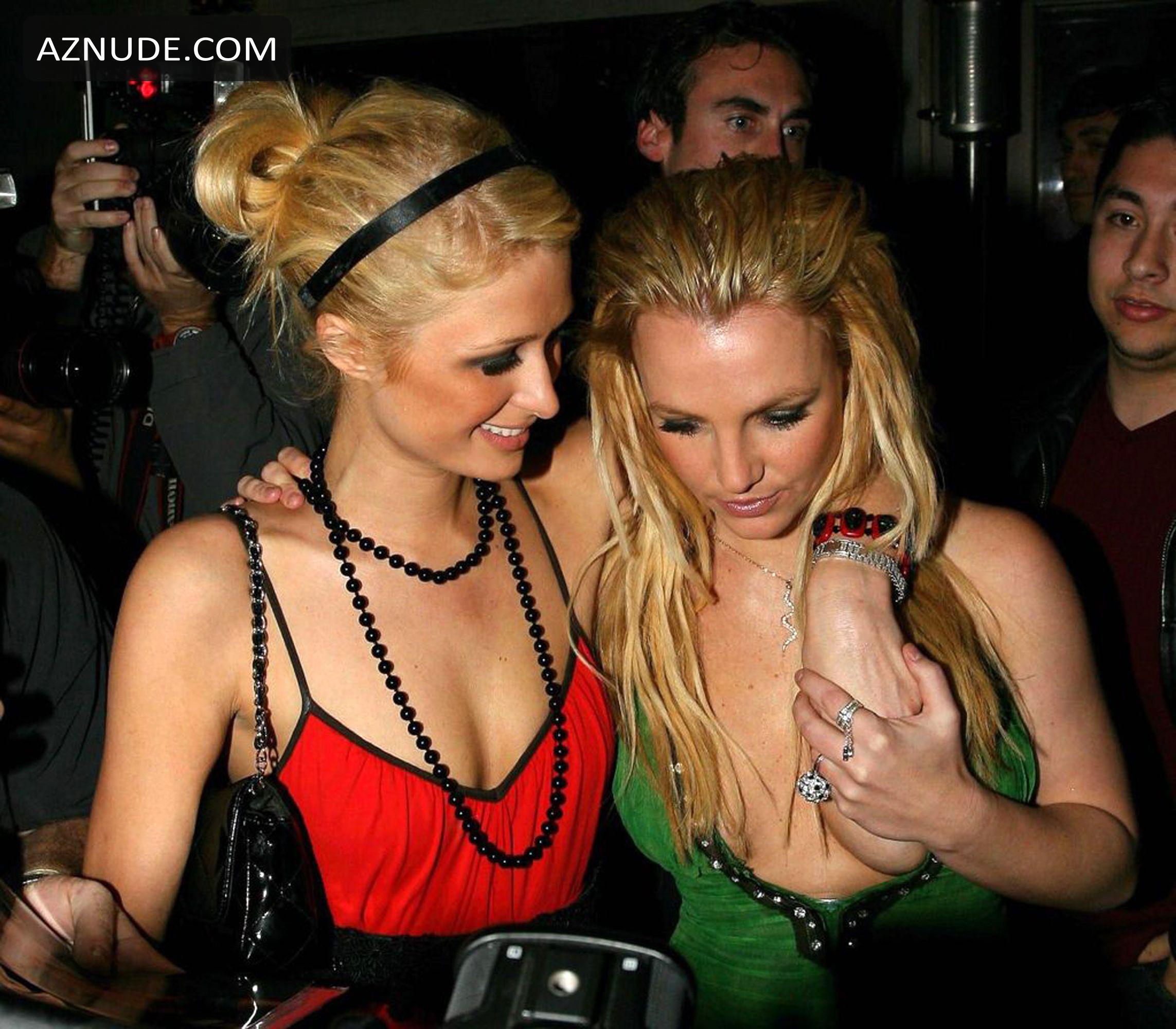 Paris Hilton Boobs And Nipples From Paparazzi Photos Aznude