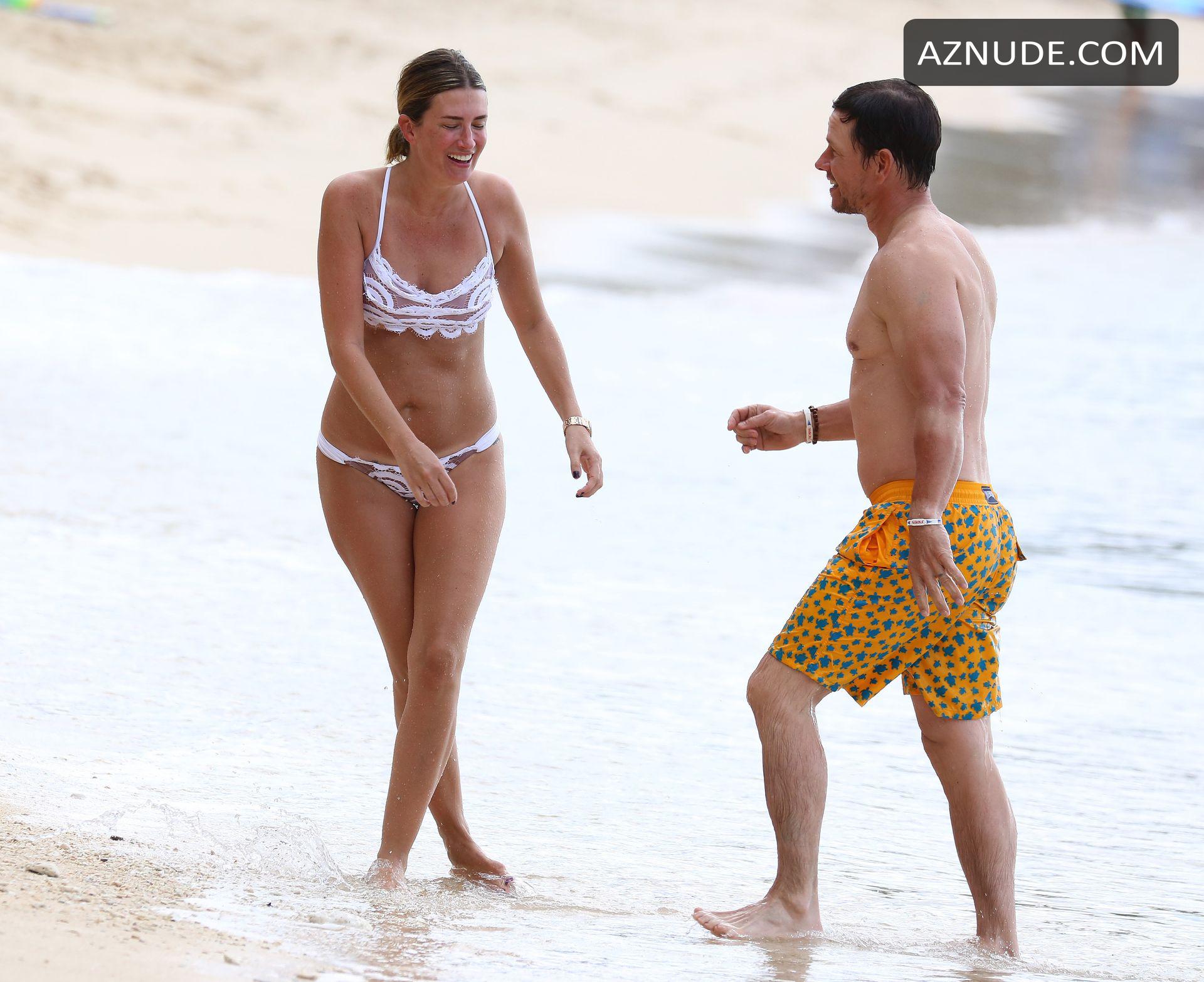 Rhea Durham And Mark Wahlberg Share A Romantic Moment While Swimming
