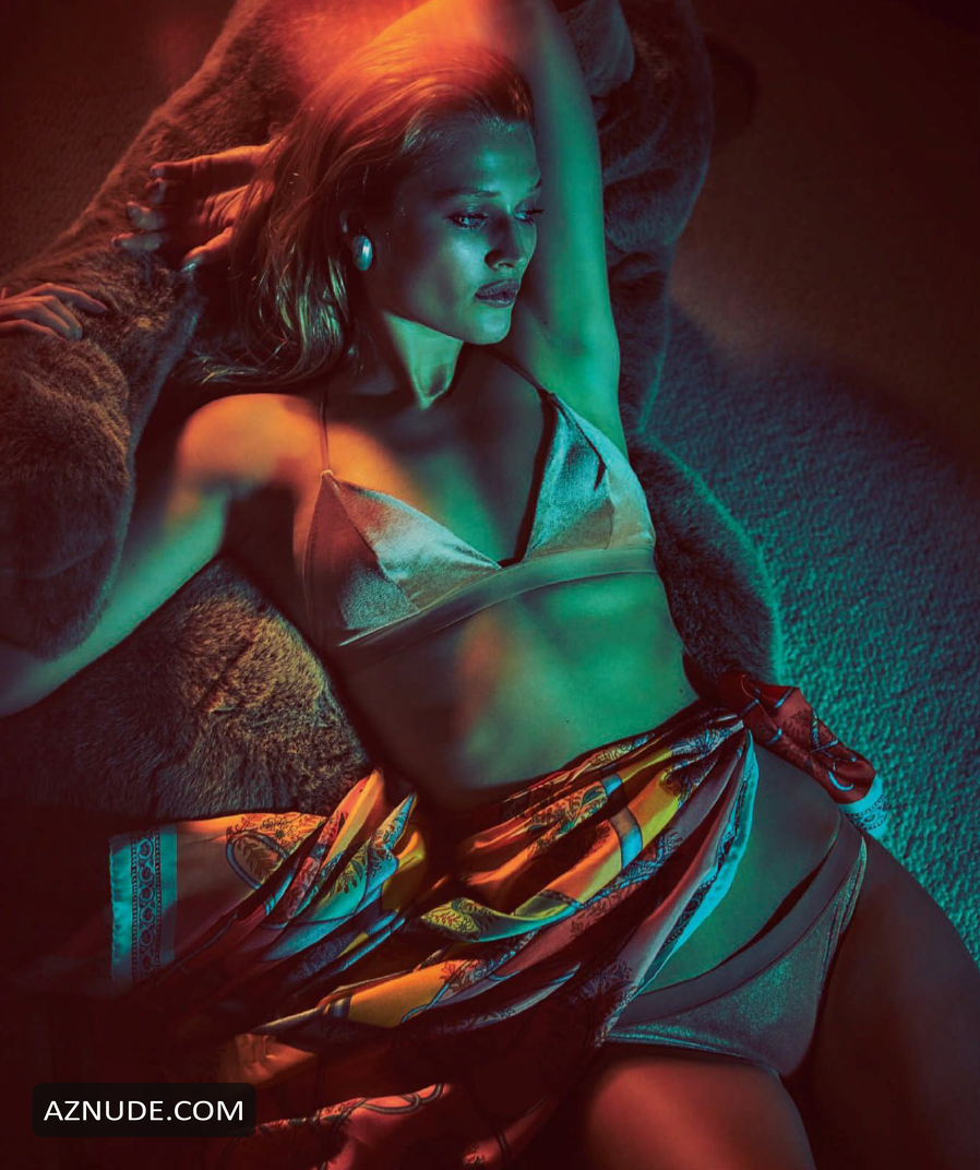 Toni Garrn Sexy From Harper S Bazaar Espana Aznude