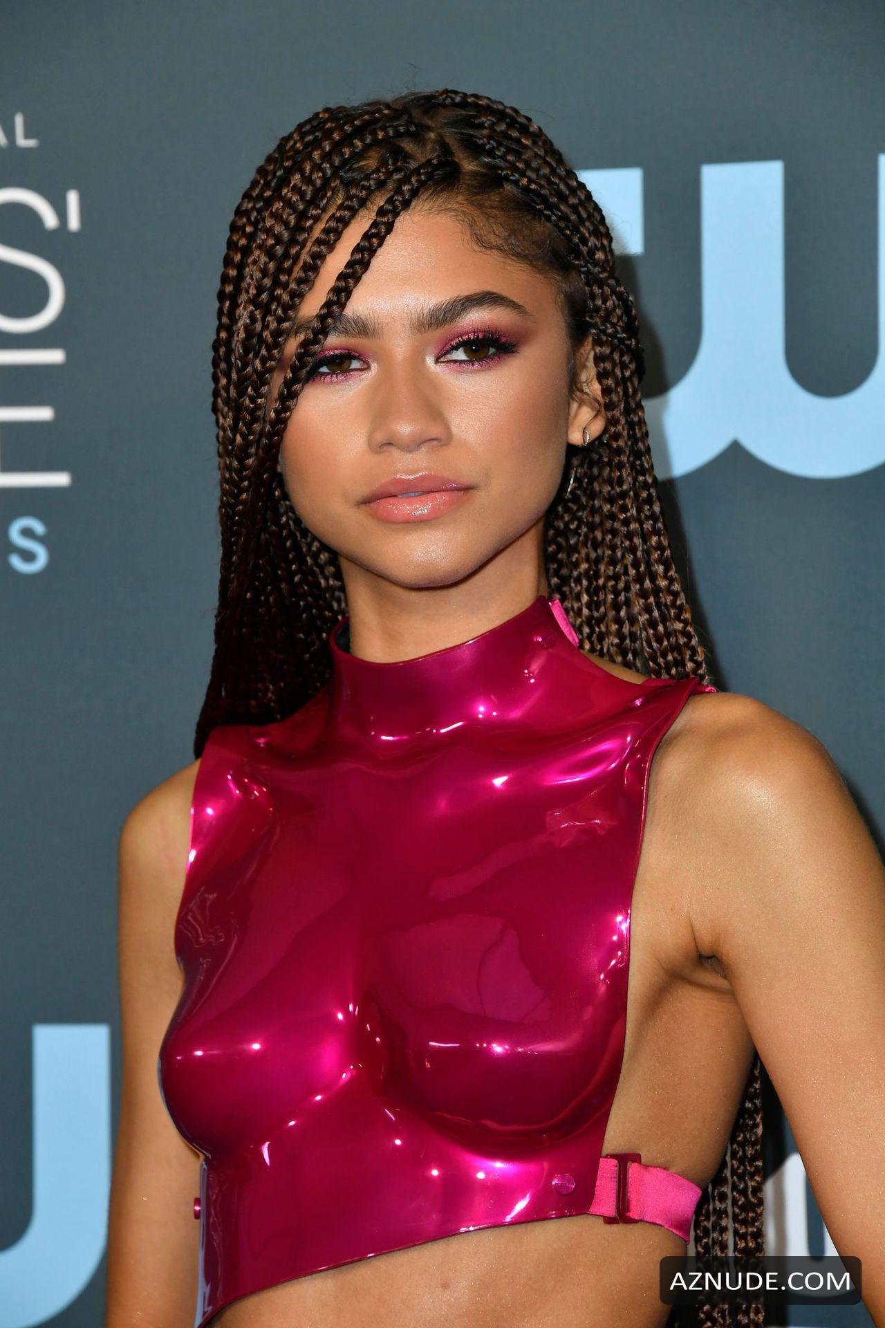 Zendaya Shows Off Her Plastic Boob Cast At The 25th Annual Critics Choice Awards At Barker 1822