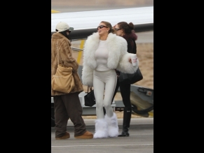  alt="Brooks Nader Sexy in Brooks Nader Sexy And Braless Seen Flashing Her Hot Boobs As She Arrives With Her Sisters In Aspen"