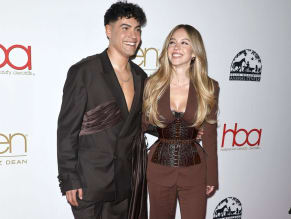SYDNEYSWEENEYSEXYSHOWSOFFHERHOTTITSATTHE10THHOLLYWOODBEAUTYAWARDSINLOSANGELES - NUDE STORY