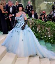 Sydney SweeneySexy in Sydney Sweeney Shines At The Met Gala In Nyc With sexy Photos