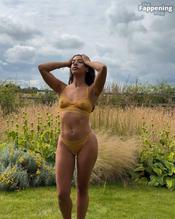 HANNAHFALLISBRONFMANSEXYPHOTOSFLASHINGHERHOTTITSANDSHOWINGOFFHERBEAUTIFULBIKINIBODY - NUDE STORY