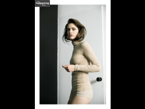 Valentina Belle Sexy Photo