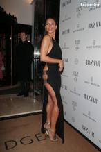 VICKHOPEROCKSSEXYLOOKATHARPERSBAZAARWOMENOFTHEYEARAWARDS - NUDE STORY