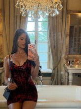  alt="Natalia Barulich Sexy in Natalia Barulich Sexy Photos Showing Off Her Sultry Cleavage And Legs"