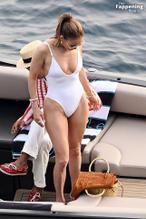 Jennifer LopezSexy in Jennifer Lopez Stuns In Sexy Swimsuit At Italian Villa