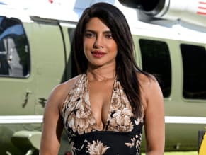 Priyanka Chopra Sexy Shows Off Her Hot Boobs At The 
