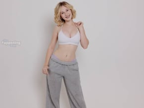 LILYBROOKSOBRIANTSEXYANDNUDESHOWSOFFHERHOTBUTTANDFIGUREINASENSUALPHOTOSHOOT - NUDE STORY