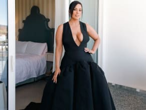 Ashley Graham Sexy in Ashley Graham Sexy Flaunts Her Hot Boobs At The 82Nd Annual Golden Globe Awards In Beverly Hills